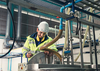 Аппаратчик окраски квасцов